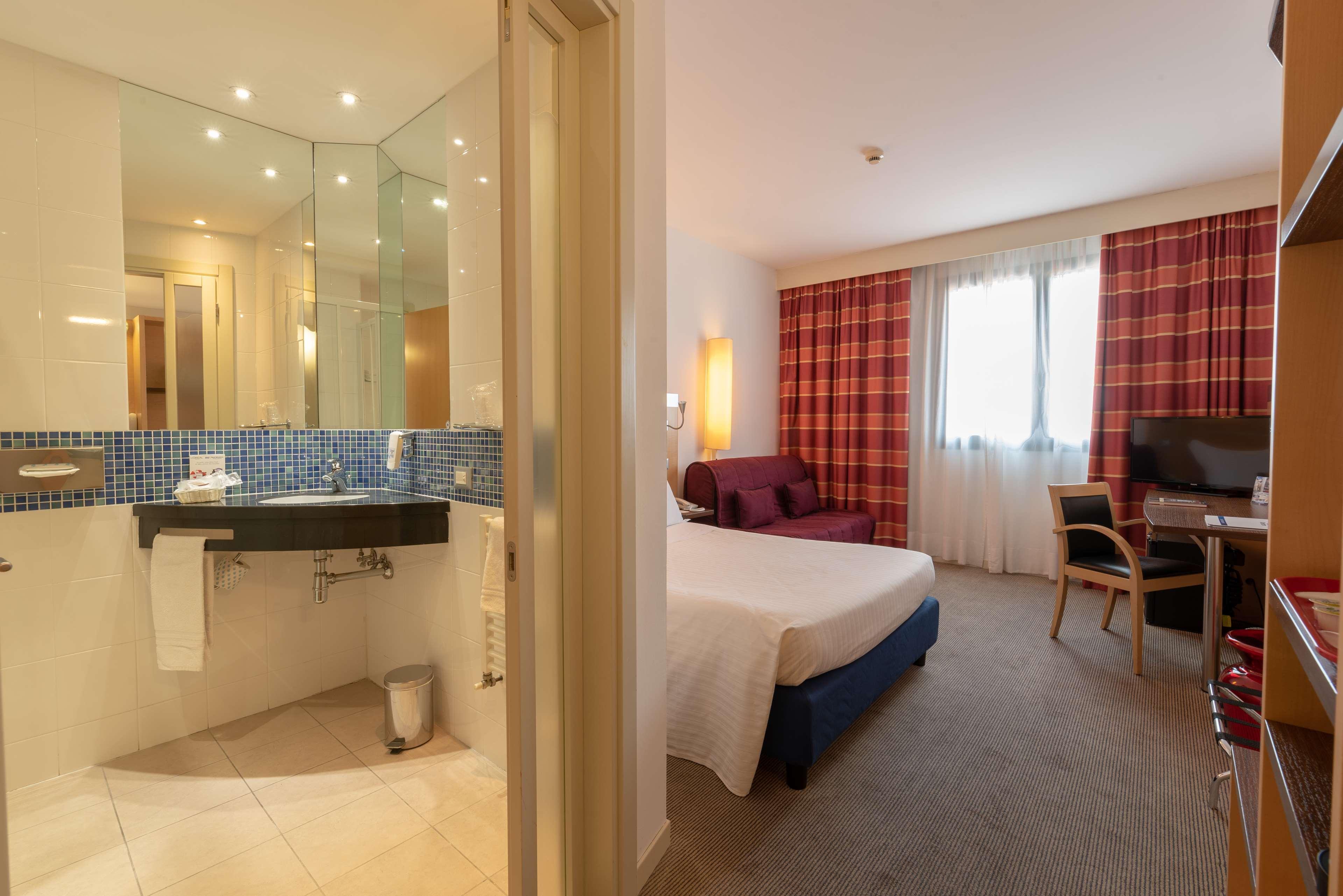 Best Western Palace Inn Hotel Ferrara Esterno foto