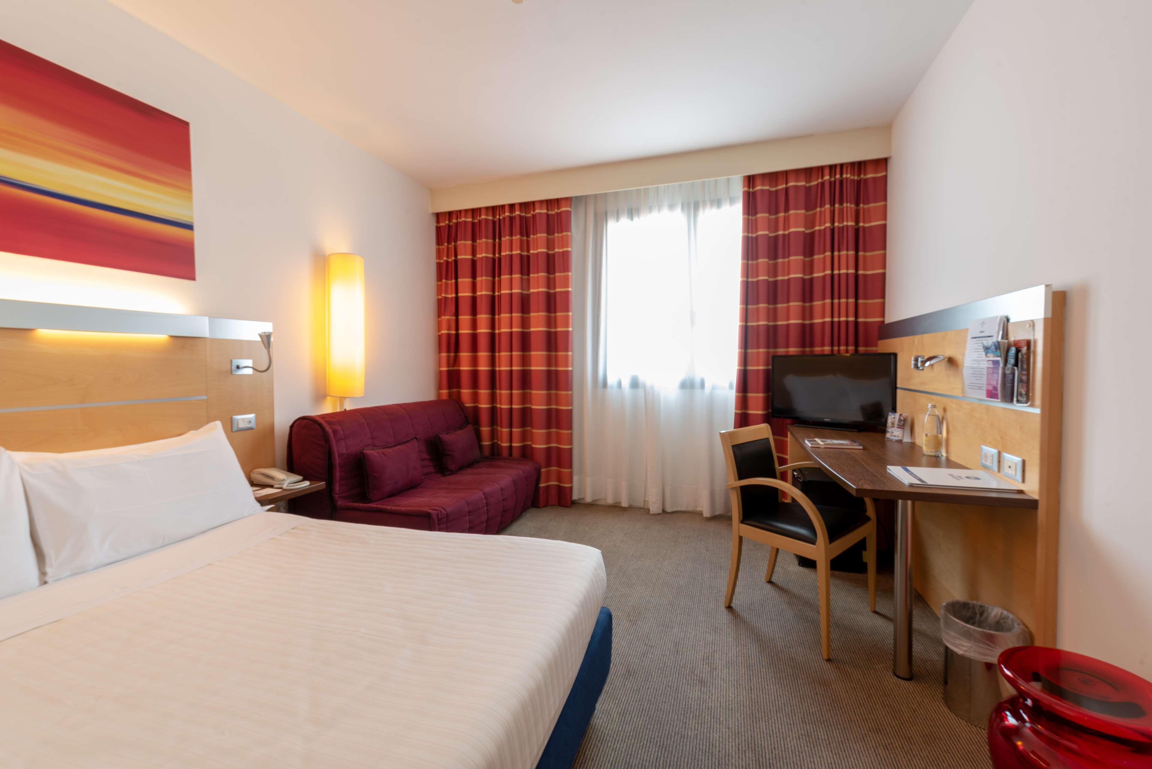 Best Western Palace Inn Hotel Ferrara Esterno foto